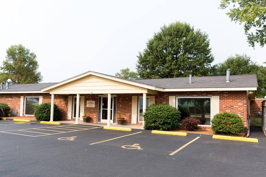 An exterior shot of the Saline Care facility, from the Saline Care Gallery.