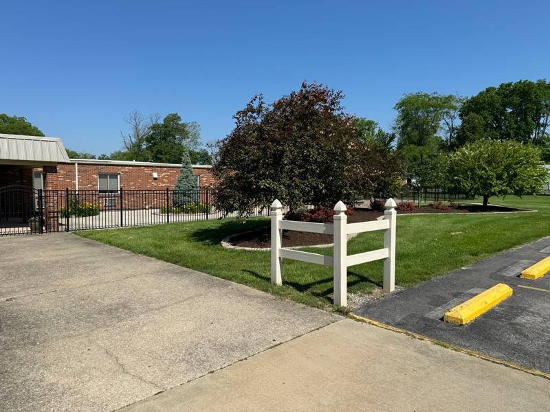 An exterior shot of the Saline Care facility, from the Saline Care Gallery.